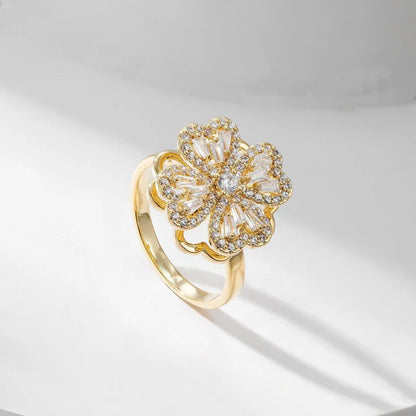 Spinning Clover Ring